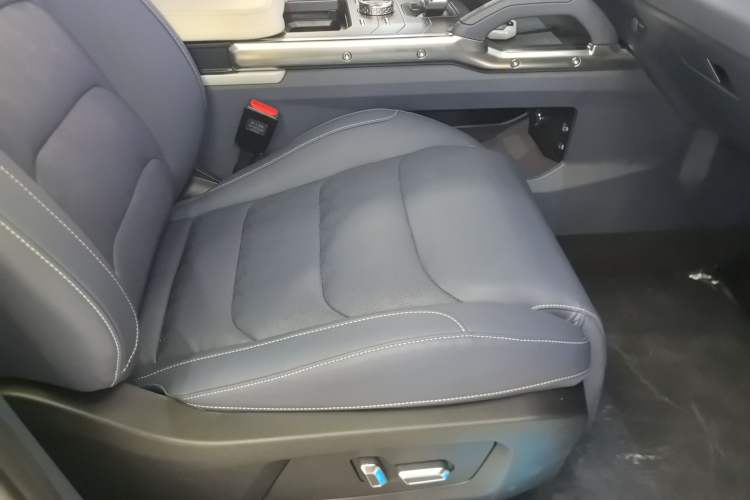 Used JETOUR Shanhai Traveler C-DM 2024 C-DM 208KM Mountain & Wilderness Edition