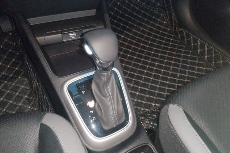 Used Kia kx1 Stonic 2021 1.4L CVT Fun Edition