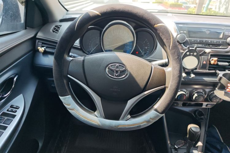 Used Toyota YARiS L Zhi Xuan 2015 1.5E Automatic Charm Edition