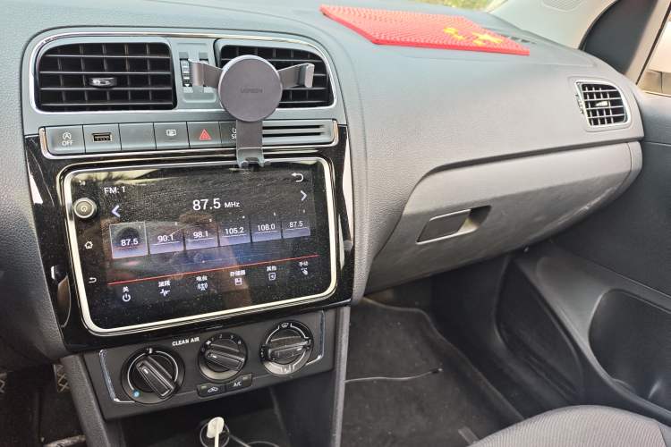 Used Volkswagen Polo 2018 1.5L Automatic Enjoyment Model Audio And AC Panel