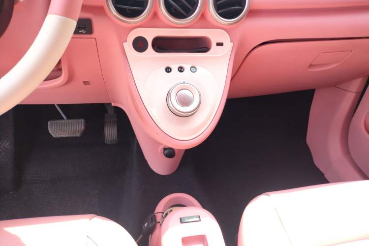 Used ORA Black Cat 2022 351 km Range Comfort Version Ternary Lithium Gear Lever