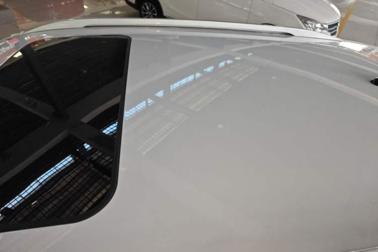 Used Wuling Alvez 2022 1.5L Manual Comfort Version Roof