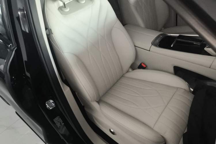 Used EXEED Stellar 2023 400T Two-Wheel Drive Luxury Edition
