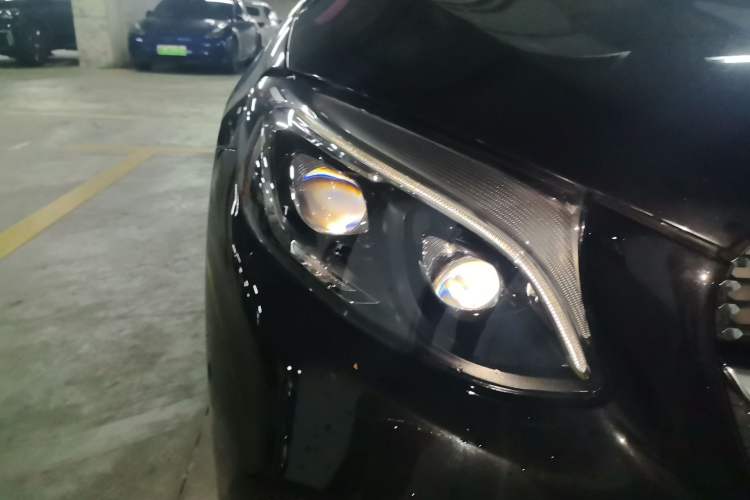 Used Mercedes-Benz GLC AMG 2017 AMG GLC 43 4MATIC Right Front Headlight