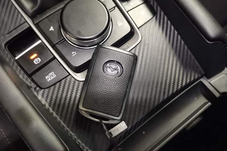 Used Mazda 3 Axela 2021 2.0L Automatic Zhiqing Edition