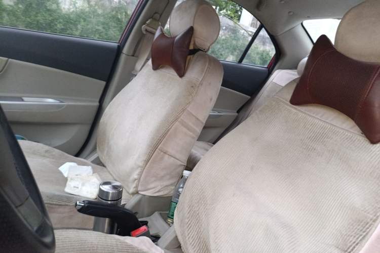 Used CHANGAN Alsvin V5 2012 1.5L Manual Dream Edition