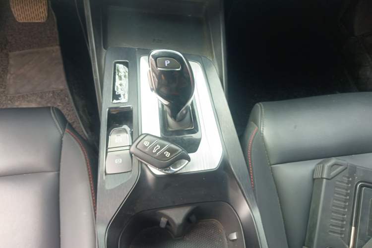 Used MG 5 2021 300TGI DCT Elegant Luxury Edition Gear Lever