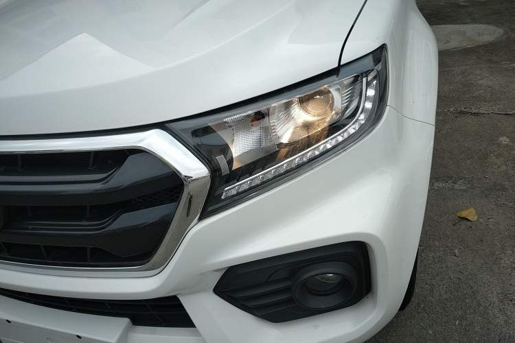 Used Great Wall Wingle 7 2022 2.0T Diesel Two-Wheel Drive Practical Version Big Double Cab GW4D20M
