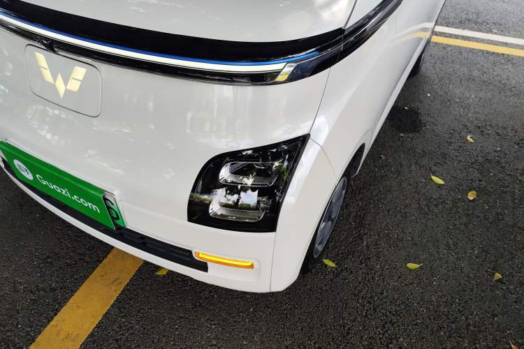 Used Wuling Air ev 2023 - Four Seats - Advanced Edition
