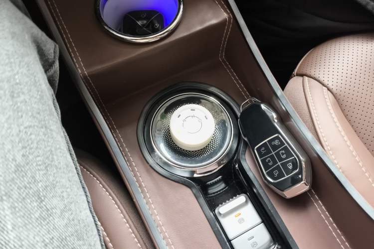 Used Wuling Bingo 2023 410 km Lingxi Deluxe Edition Gear Lever