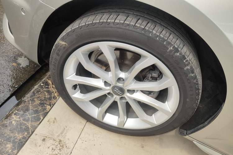 Used Audi A4L 2019 40 TFSI Fashion Edition China VI Emission Standard