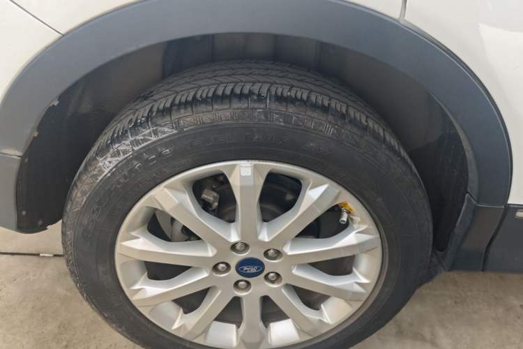 Used Ford Kuga 2013 2.0L GTDi Four-Wheel Drive Premium Model
