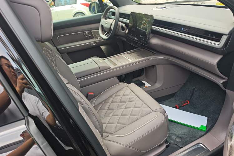 Used Nio ES8 2026 Model 6-seat Executive Luxury Edition
