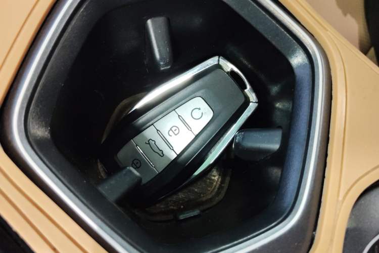 Used Geely Auto FX11 2023 1.5TD DCT Prestige Edition Vehicle Key