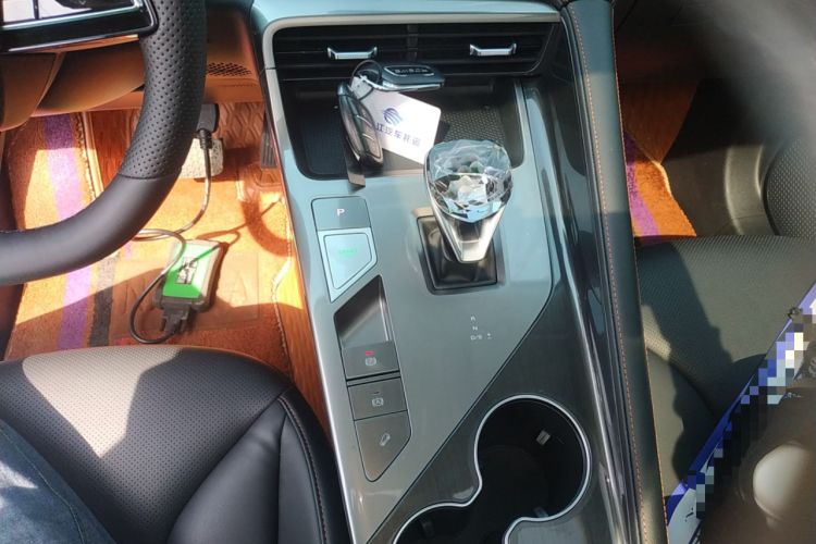 Used Roewe RX5 2023 1.5T Elite Edition Gear Lever