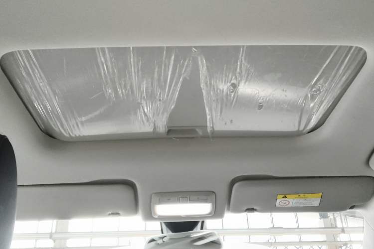 Used Wuling Asta 2021 1.5T CVT Starlight Edition Headliner