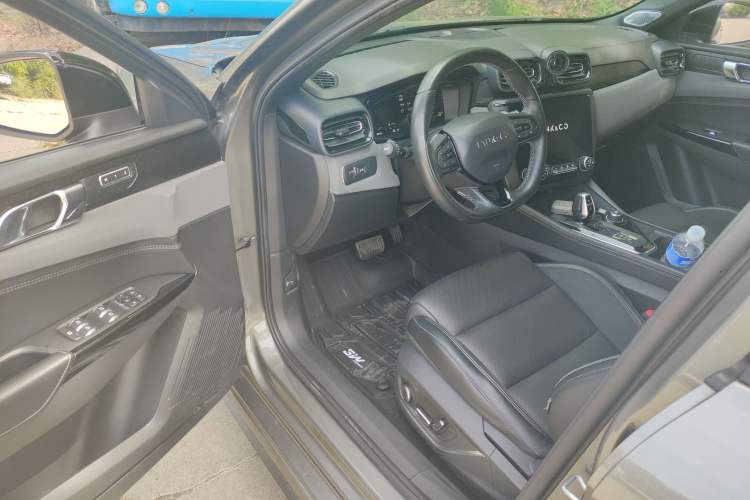 Used Lynk & Co 03 2022 1.5TD DCT JingPro Driver Seat