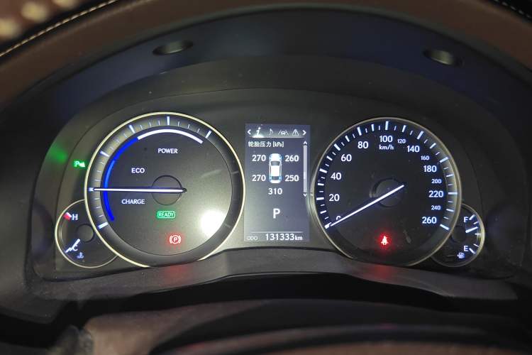 Used Lexus ES 2015 300h Comfort Edition
