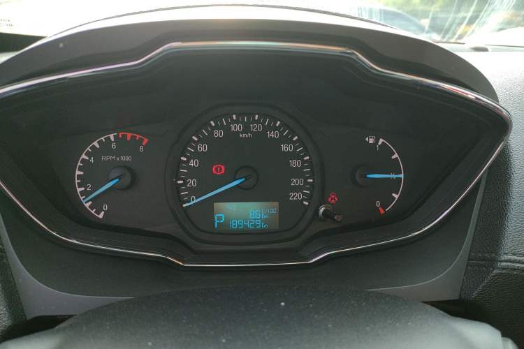 Used Ford Escort 2015 1.5L Automatic Fashion Model Instrument Cluster