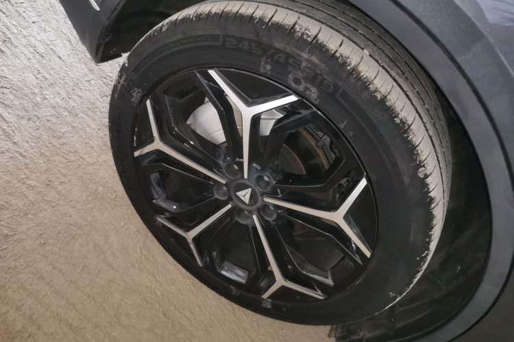 Used Deepal SL03 2023 200Max Range-Extended Version Right Rear Wheel Hub