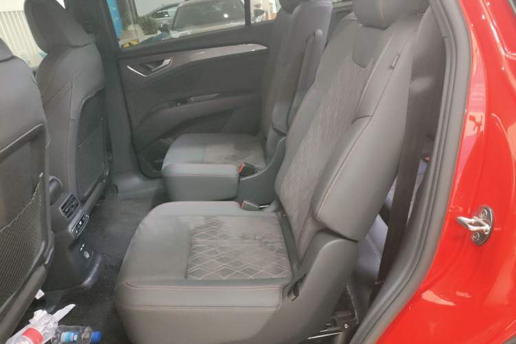 Used Audi Q5 e-tron 2022 50 e-tron quattro Glory Edition Elegant Suit
