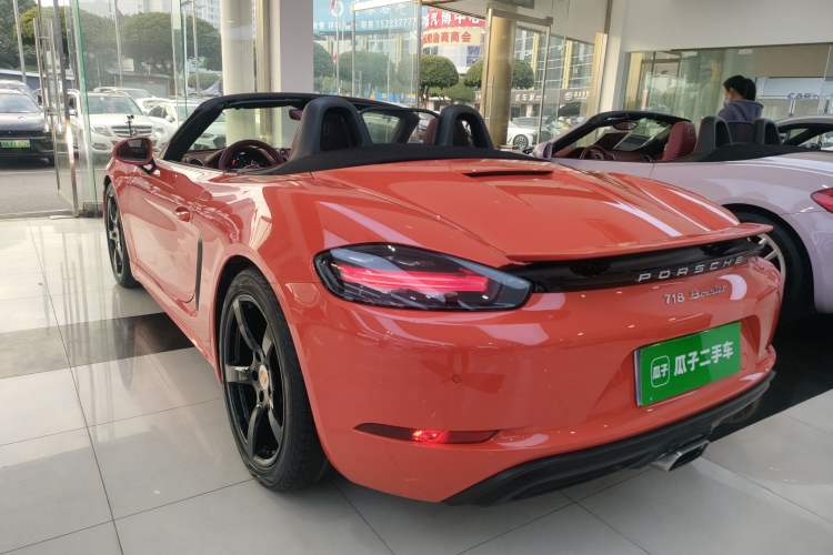 Used Porsche 718 2018 Boxster 2.0T
