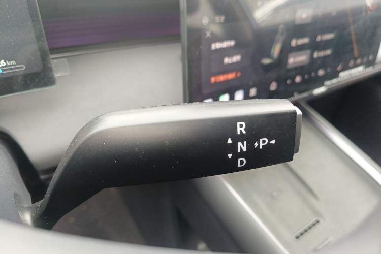 Used Nissan N6 2026 Model 180 Max