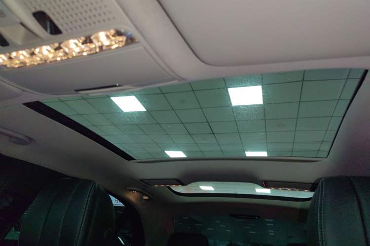 Used Mercedes-Benz C-Class 2017 Facelift C 200 L
