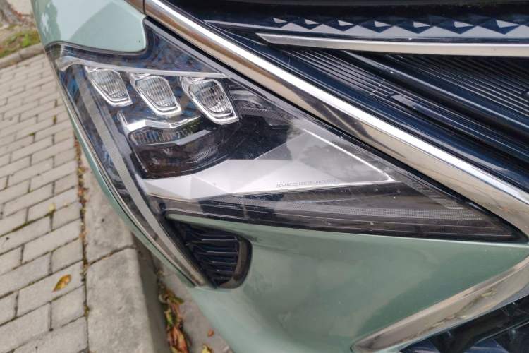 Used FORTHING Yacht 2022 1.5T DCT Chasing-the-Waves Edition Right Front Headlight