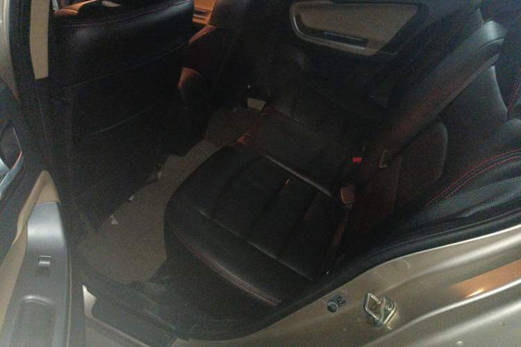 Used Haima Fumei 2014 M5 1.6L Manual Elite Model Left Rear Seat