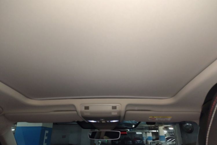 Used Volkswagen Tayron 2020 330TSI Two-Wheel Drive Luxury Smart Connectivity Version Headliner