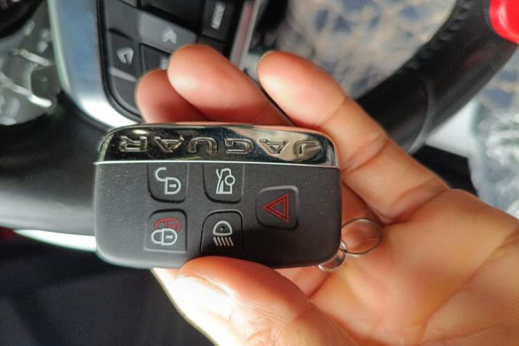 Used Jaguar F-TYPE 2019 2.0T Hardtop Version