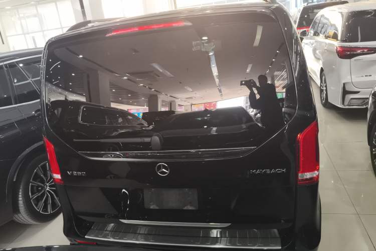 Used Mercedes-Benz V-Class 2020 V 260 Prestige Edition
