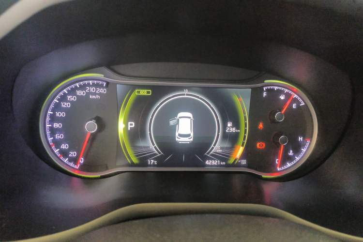 Used Kia Sportage R 2018 2.0L Automatic Smart Luxury Version China V Standard Instrument Cluster