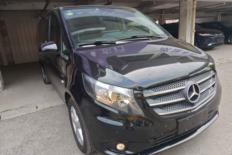 Used Mercedes-Benz Vito 2018 2.0T Business Version China VI Emission Standard
