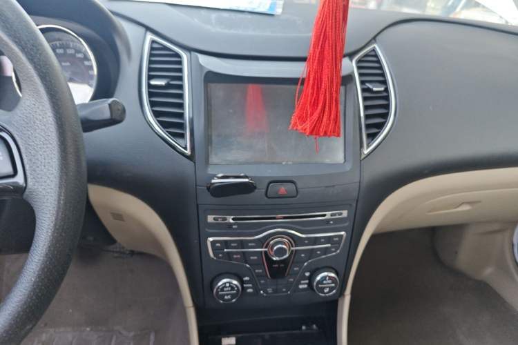 Used Bestune B50 2013 1.6L manual luxury version