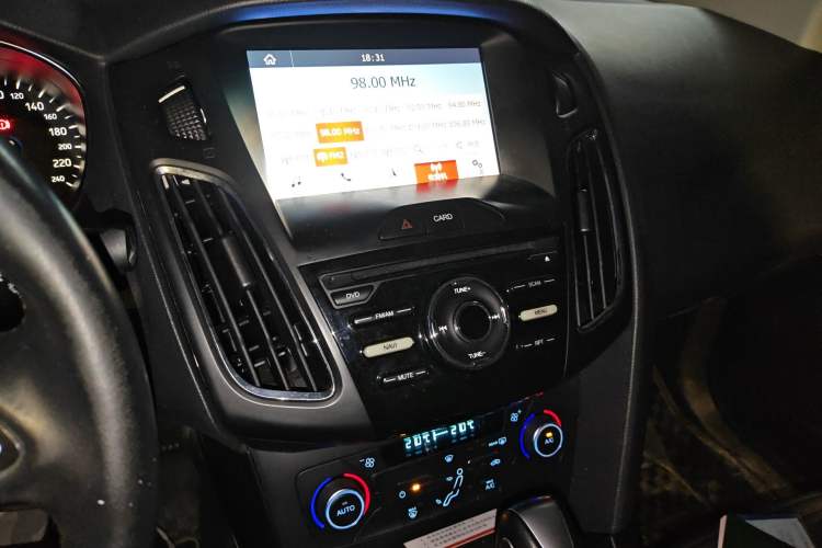 Used Ford Focus 2017 Sedan 1.6L Automatic Fashion Edition Smart Drive Version