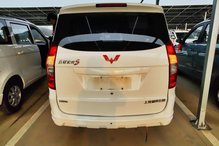 Used Wuling Hongguang 2014 1.5L S Standard Version
