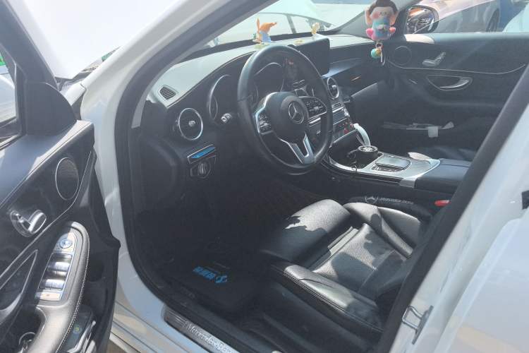 Used Mercedes-Benz C-Class 2019 C 180 L Fashion Edition Sport Version
