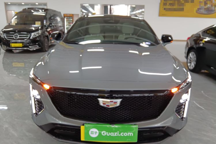 Used Cadillac GT4 2023 25T Luxury Model
