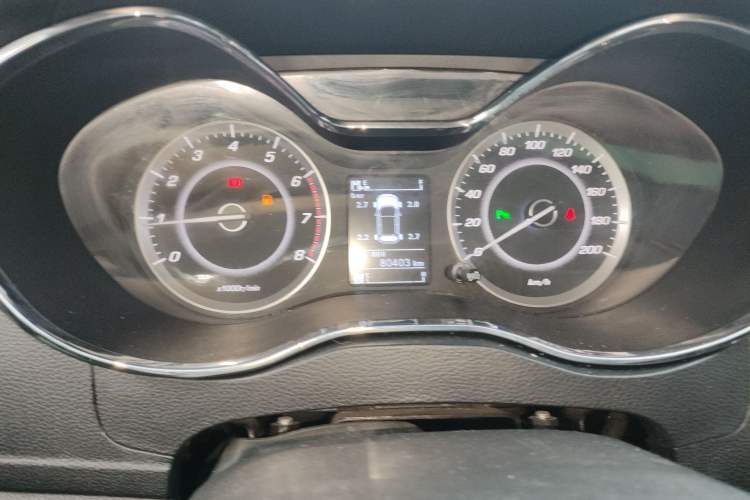 Used Baojun 560 2016 1.5T Manual Luxury Model Instrument Cluster