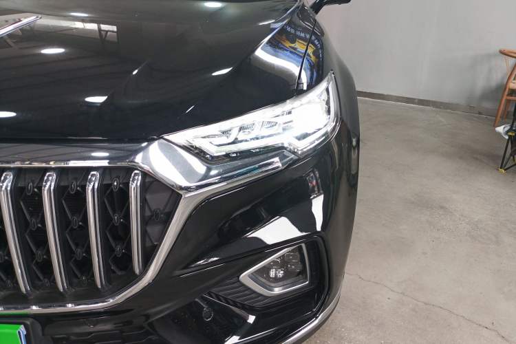 Used Hongqi HS5 2022 Facelifted Version 2.0T Smart Connect Flagship All-Wheel-Drive Edition
