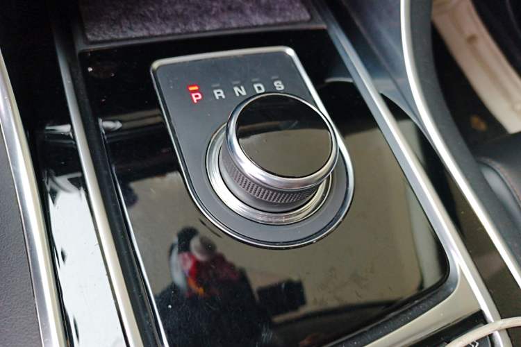 Used Jaguar XEL 2019 2.0T 200 PS Deluxe Edition
