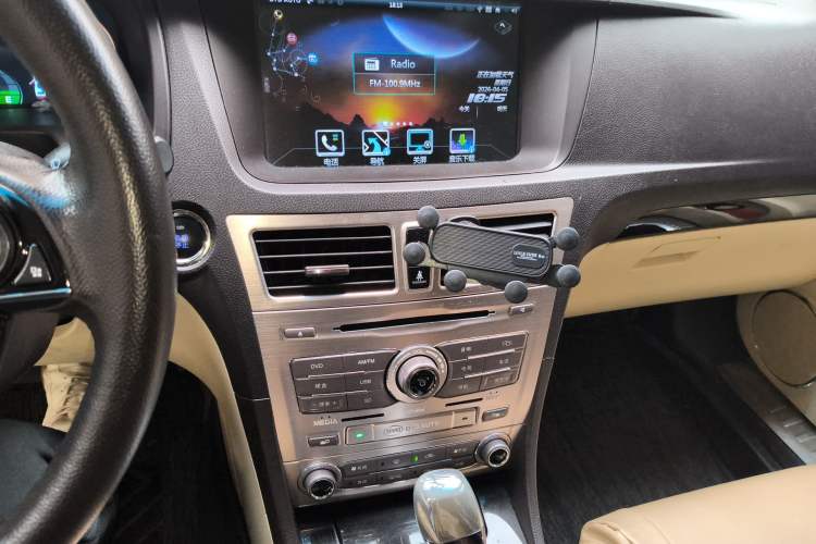 Used BYD Sirui 2013 1.5TID Automatic Prestige Model Audio And AC Panel