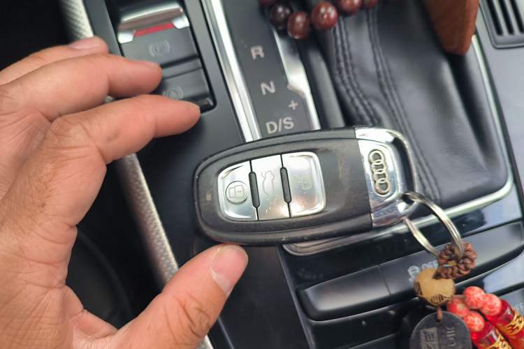 Used Audi A5 2012 2.0TFSI Sportback Vehicle Key