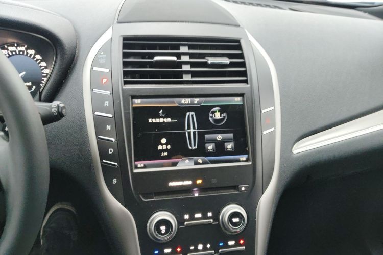 Used Lincoln MKC 2016 2.0T Two-Wheel Drive Deluxe Edition