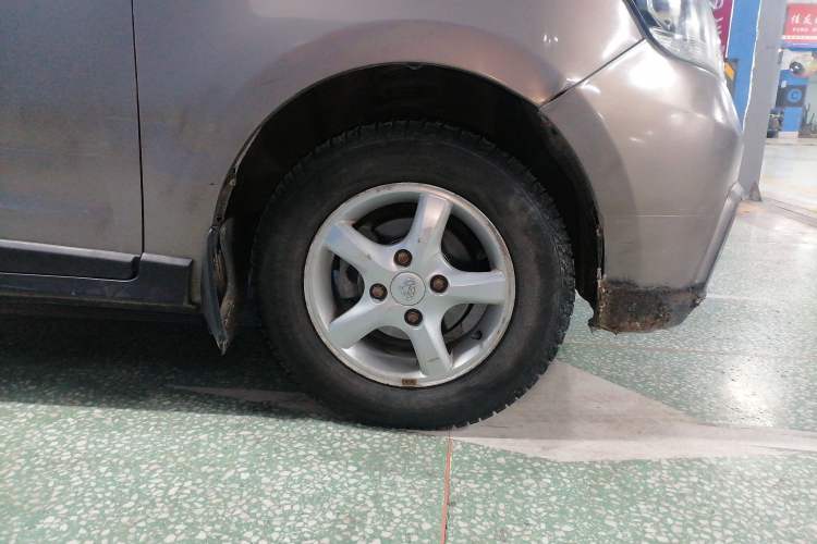 Used CHANGAN KAICHENG Ounuo S 2012 1.3L Standard Version Right Front Wheel Hub