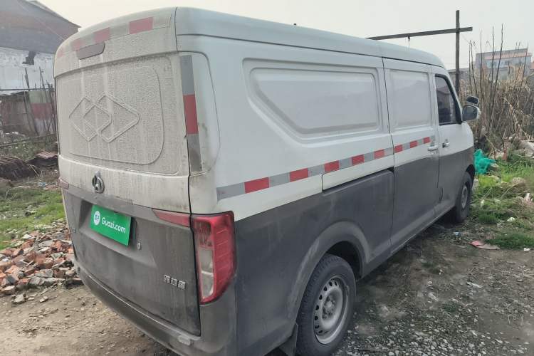 Used CHANGAN KUAYUE Xing V5 EV 2021 Luxury Edition 2-Seat Van with Lingdian System Rear Right 45 Deg