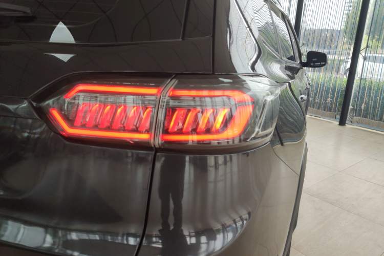 Used Chery Tiggo 8 PLUS 2022 290TGDI DCT Haoting Edition