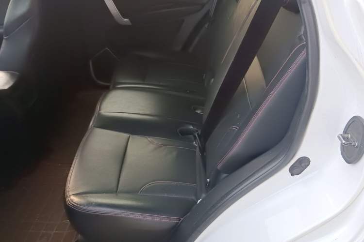Used Geely Auto GX7 2015 Sport Edition 2.0L Automatic Luxury Model
